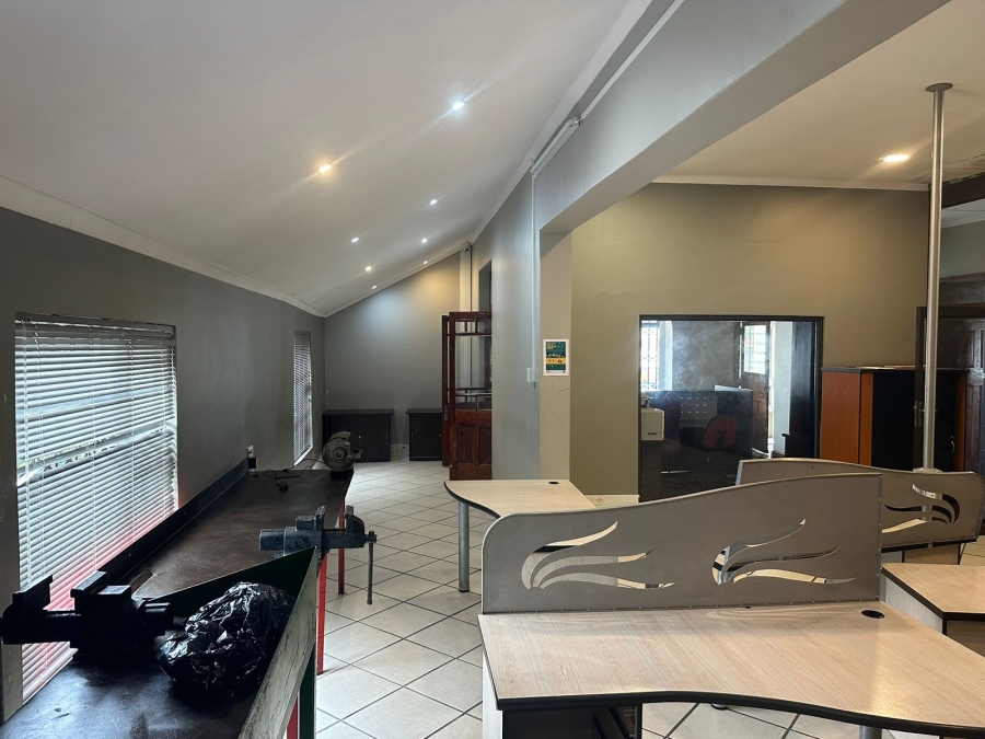 Commercial Property for Sale in Southernwood Eastern Cape